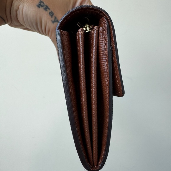 Louis Vuitton Brown Monogram Canvas Crossbody Bag with Gold Chain - Picture 4 of 14